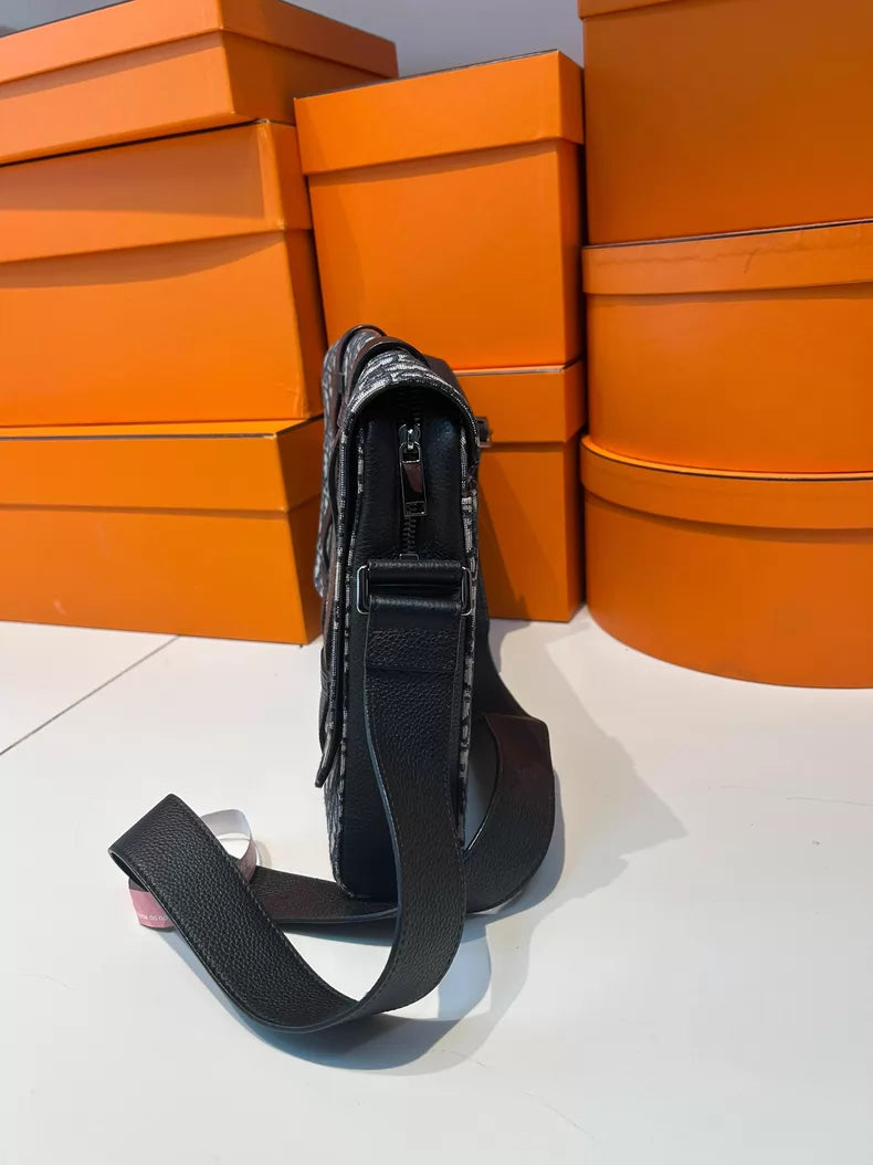 Dior shoulder bag 99