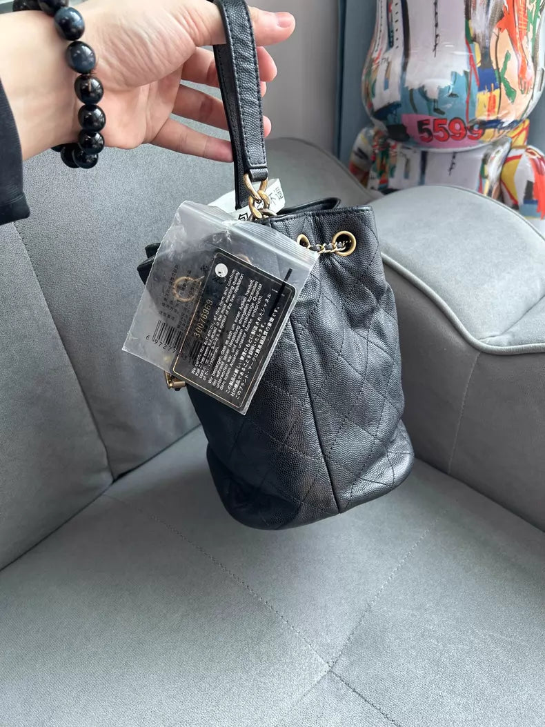 CHANEL Chanel bucket bag pebbled leather 30