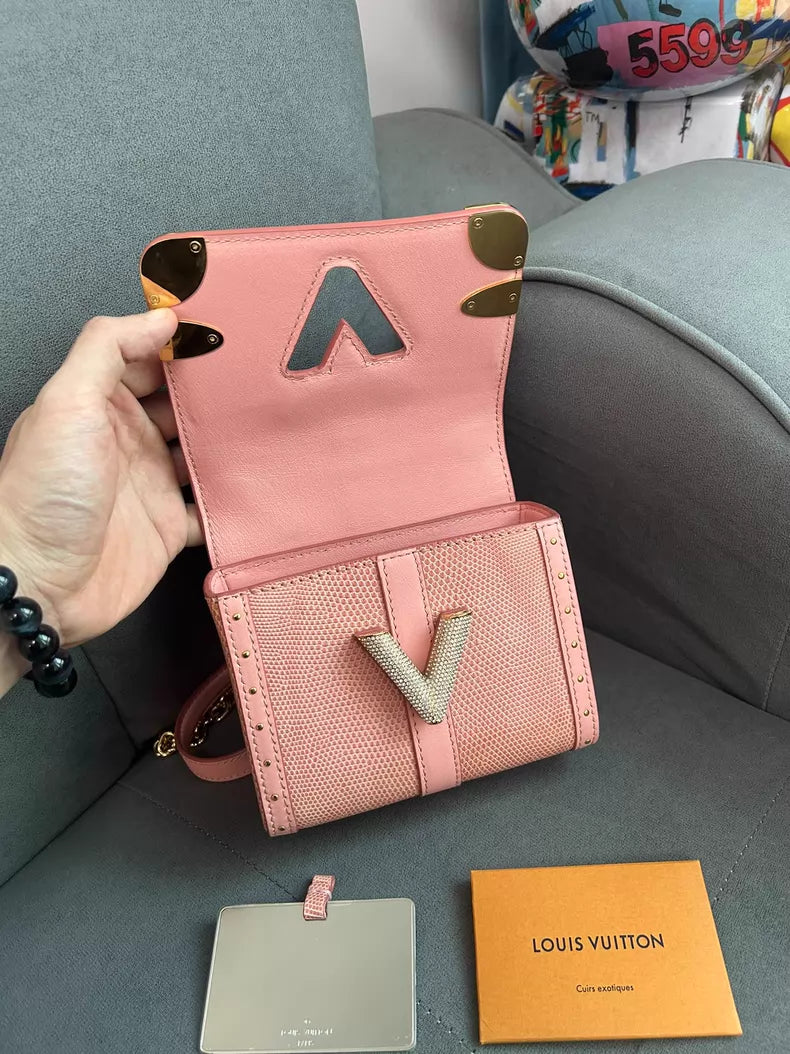 LV/ Louis Vuitton twist