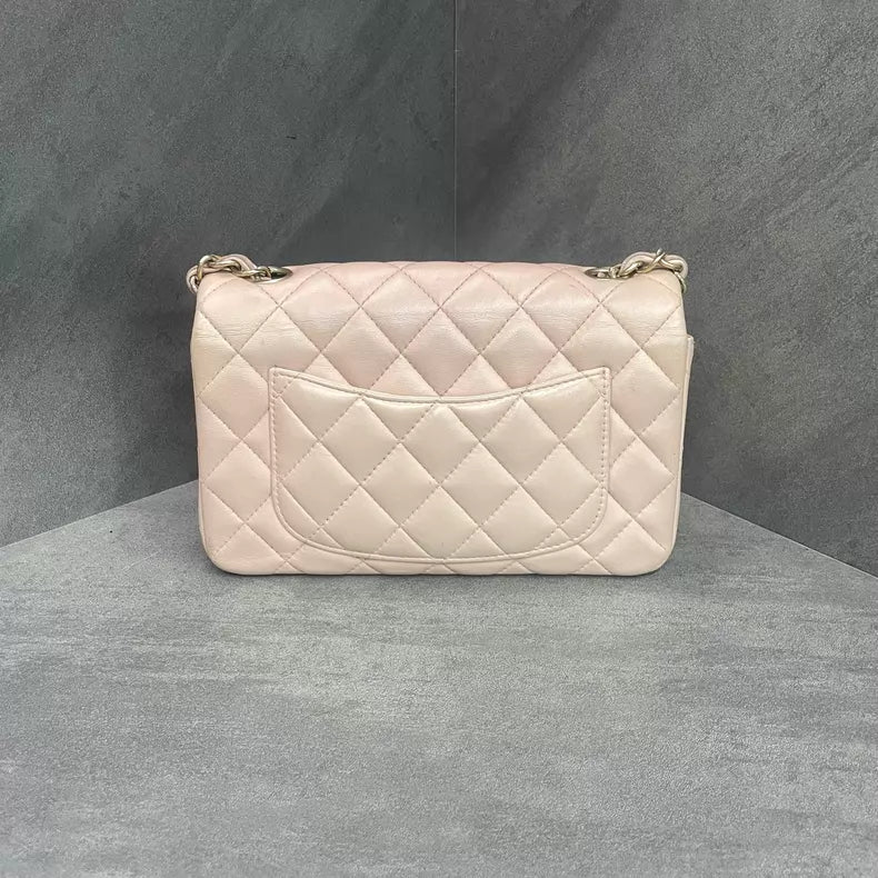 Chanel/ Chanel mini cf pink lambskin 23