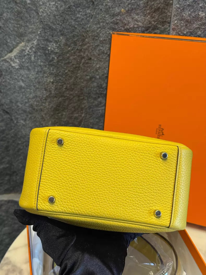 Hermes Hermes B4 mini lindy