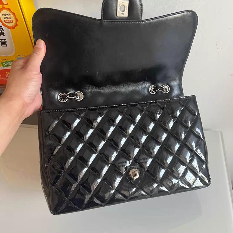 Chanel CF jumbo patent leather 132263