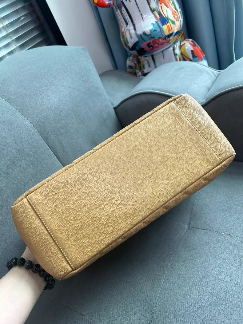 Chanel Chanel milk tea gold hardware pebbled leather leather GST