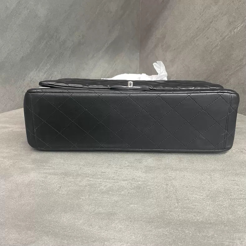 Chanel Chanel Chanel cf maxi lambskin