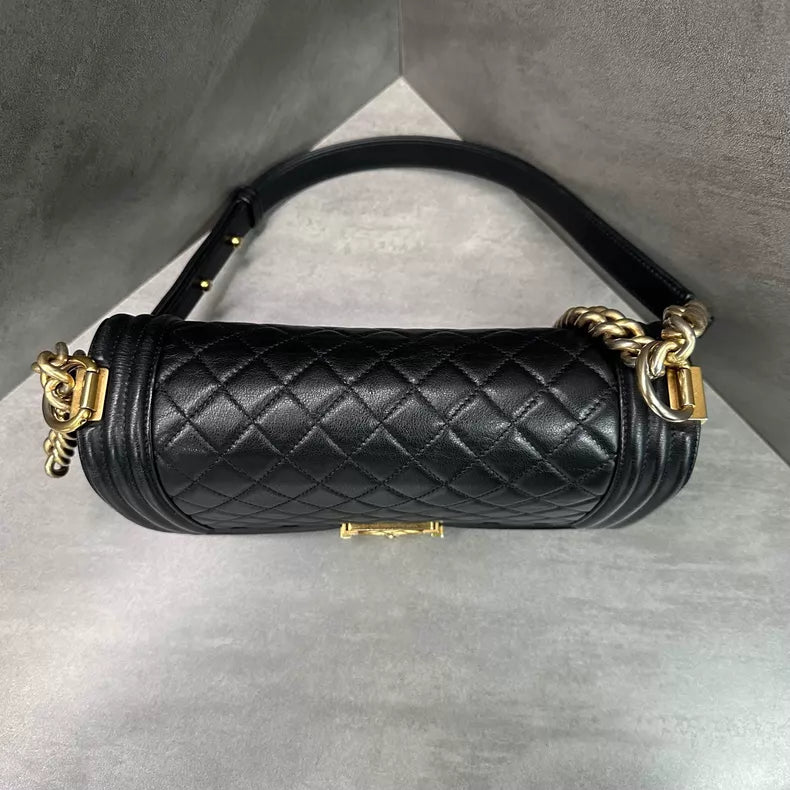 CHANEL Chanel leather leboy chain bag crossbody bag 2