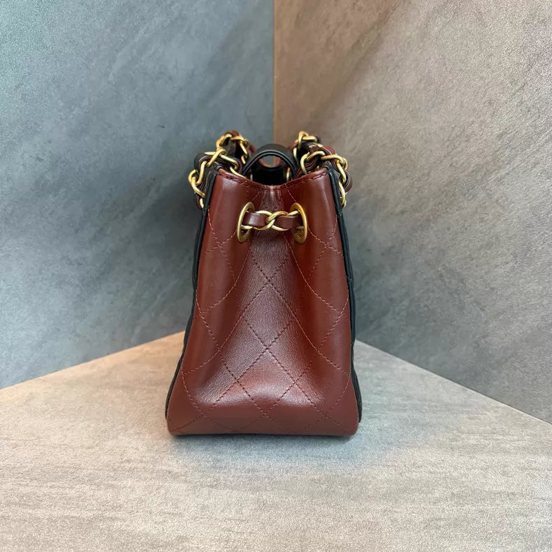 Chanel Chanel tote crossbody bag 30