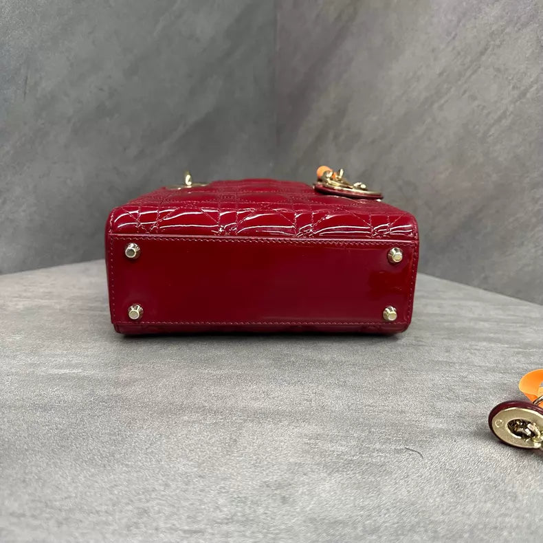 Dior Dior Lady Dior patent leather 3 gold hardware 17