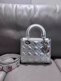 Dior /Dior Lady Dior fluorescent silver lambskin 17