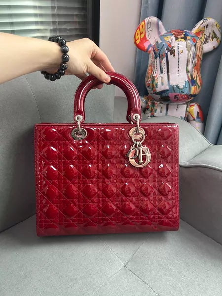 Dior Dior Lady Dior patent leather red 18
