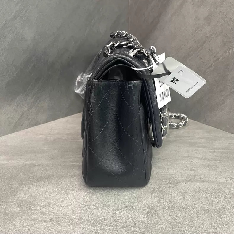 Chanel Chanel cf jumbo lambskin chain bag 16