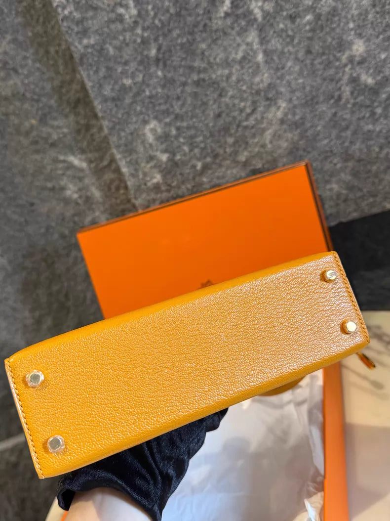 Hermes MiniKelly 9U