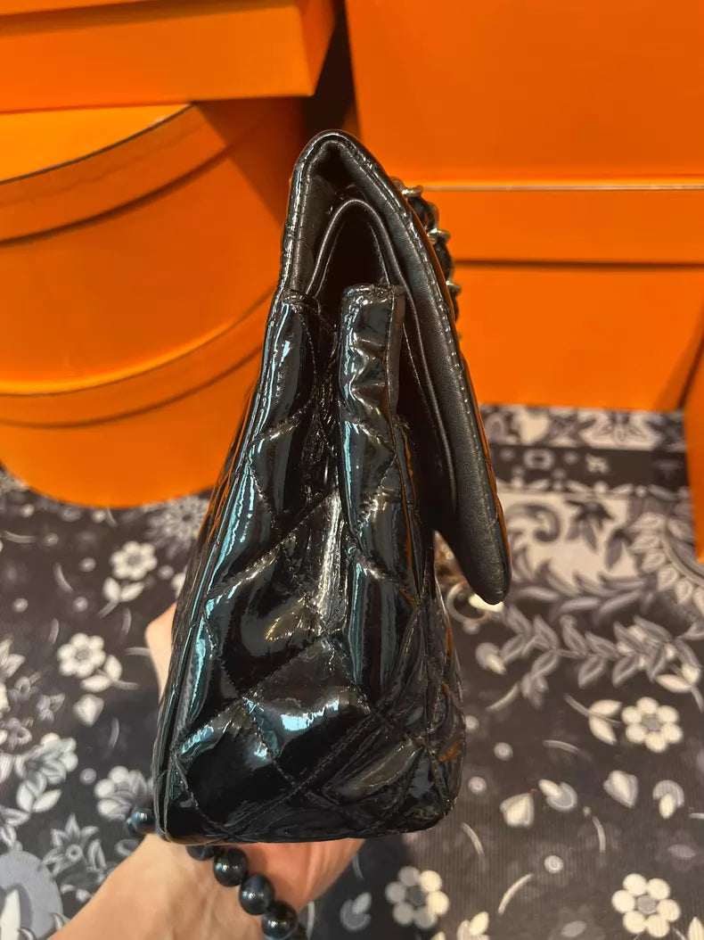 Chanel Chanel cf patent leather jumbo