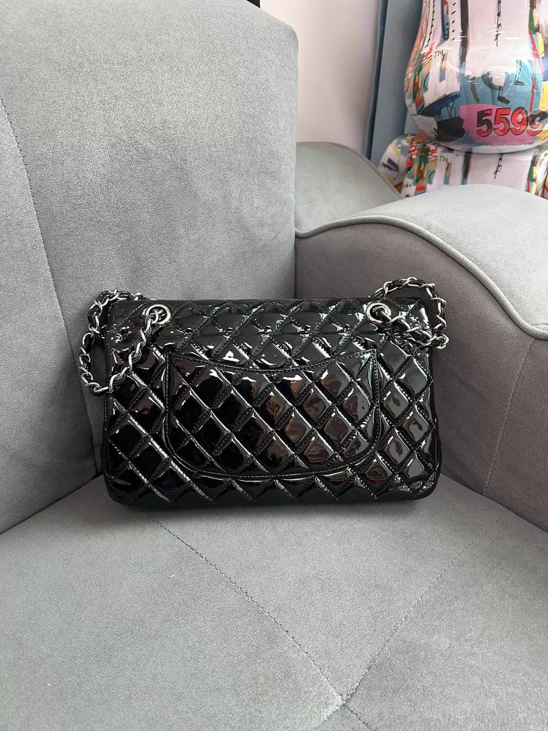 Chanel Chanel cf medium patent leather 99