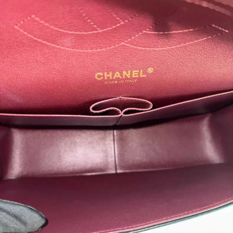 Chanel Chanel lambskin jumbo 25