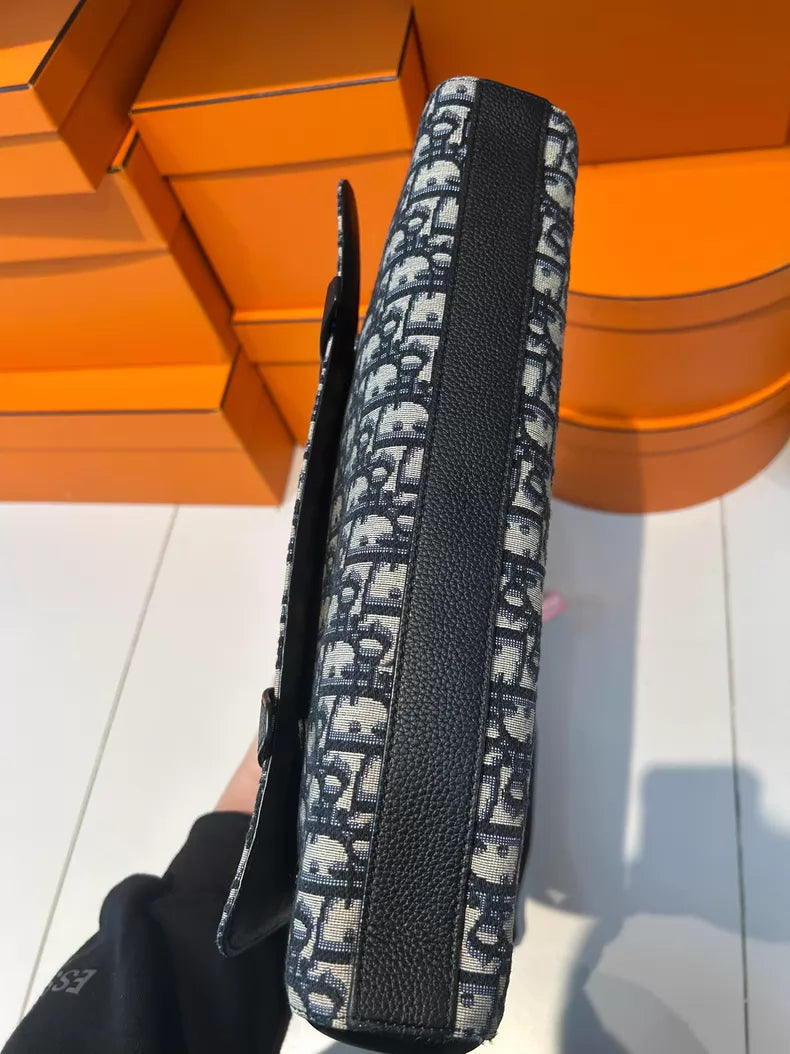 Dior shoulder bag 99