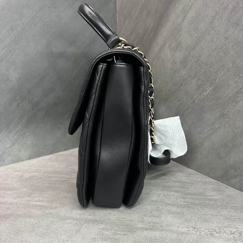 Chanel Chanel Trendy CC black gold hardware large handbag 23