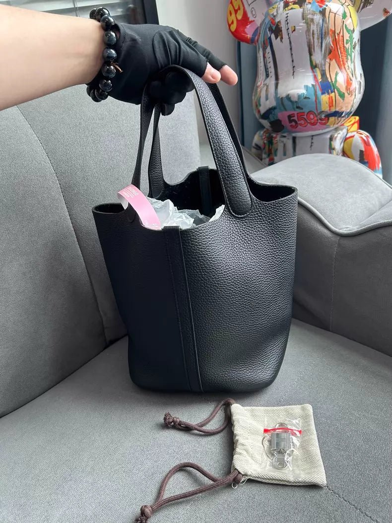 Hermes Picotin 22 black silver hardware B tc