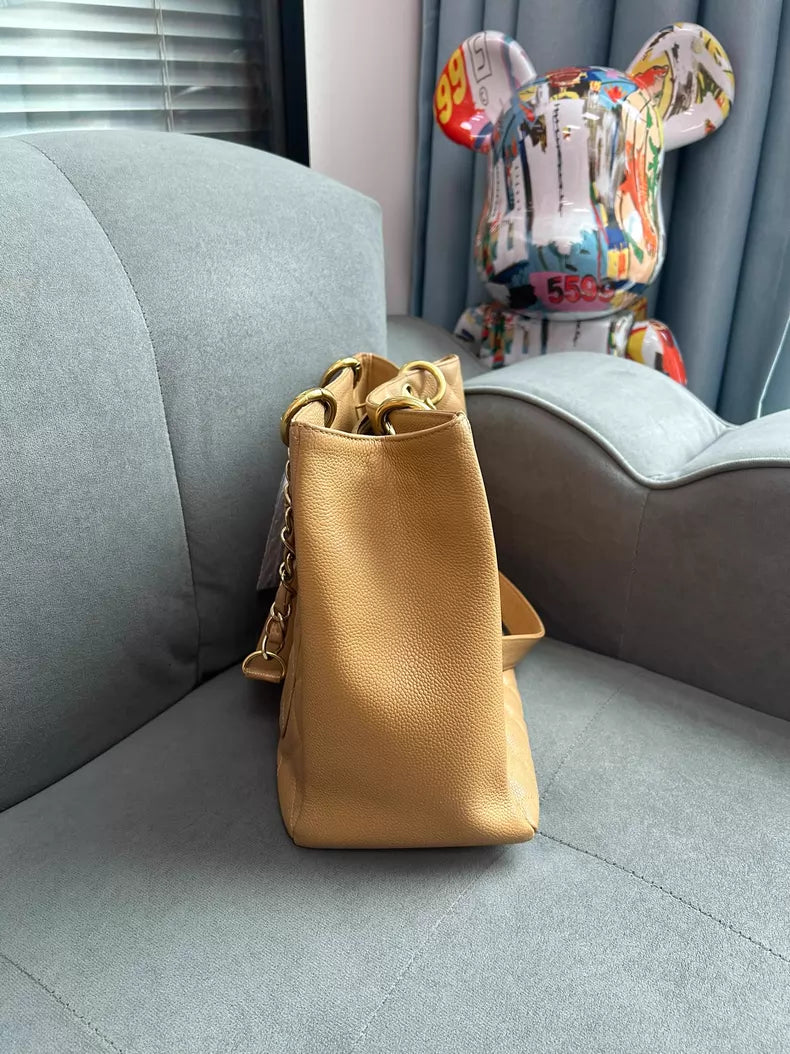 Chanel Chanel milk tea gold hardware pebbled leather leather GST