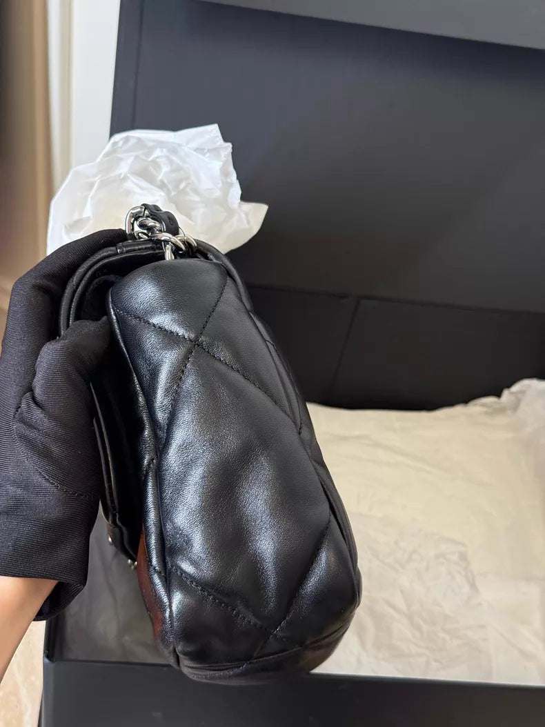Chanel Chanel 19Bag small