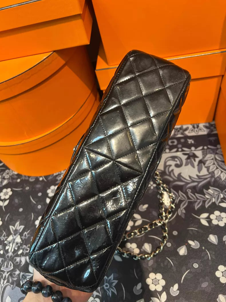 Chanel Chanel cf patent leather jumbo