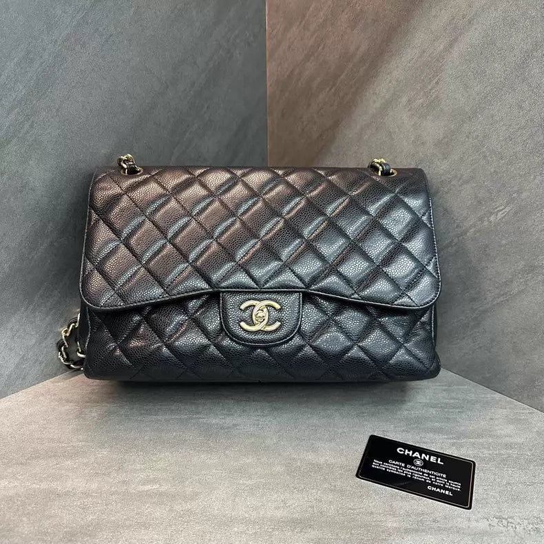 Chanel cfjumbo pebbled leather 16