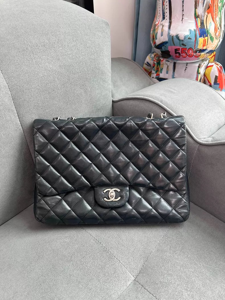 Chanel Chanel cf jumbo black lambskin silver hardware