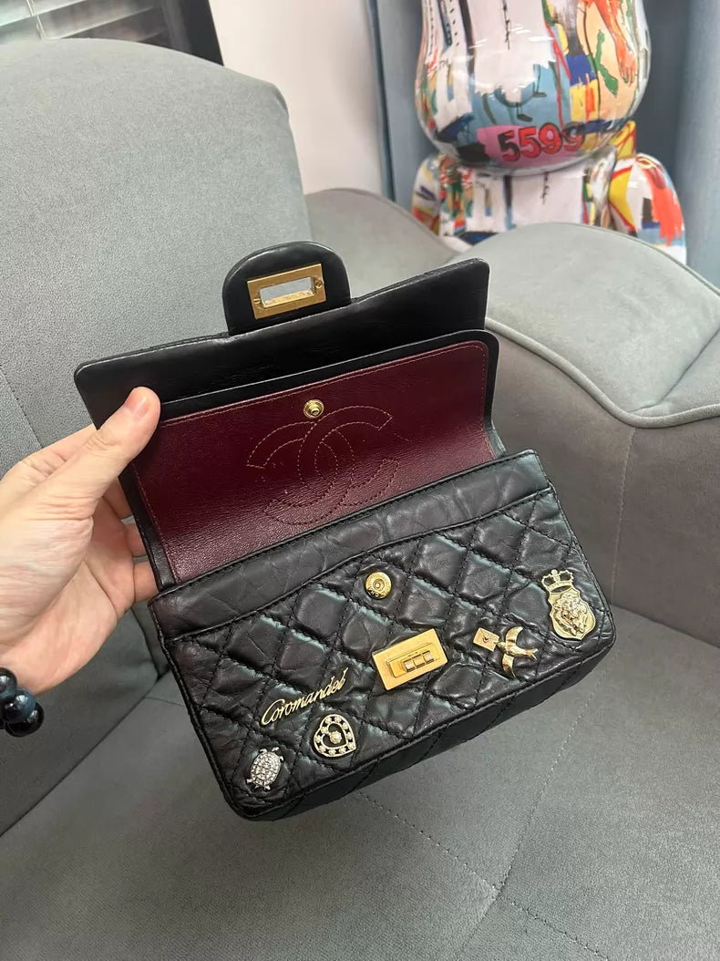 Chanel Chanel 2.55 small leather 26