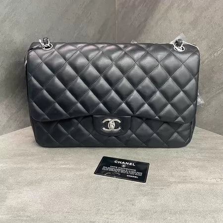 Chanel Chanel cf jumbo lambskin chain bag 16