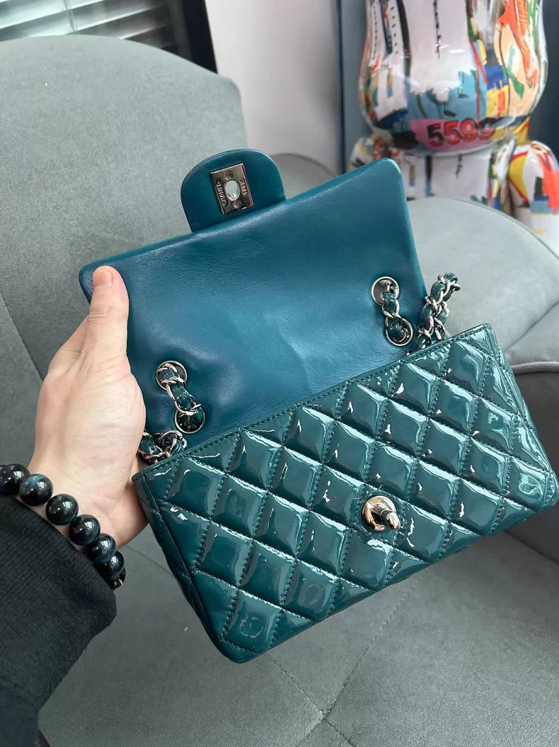 Chanel Chanel cf mini patent leather
