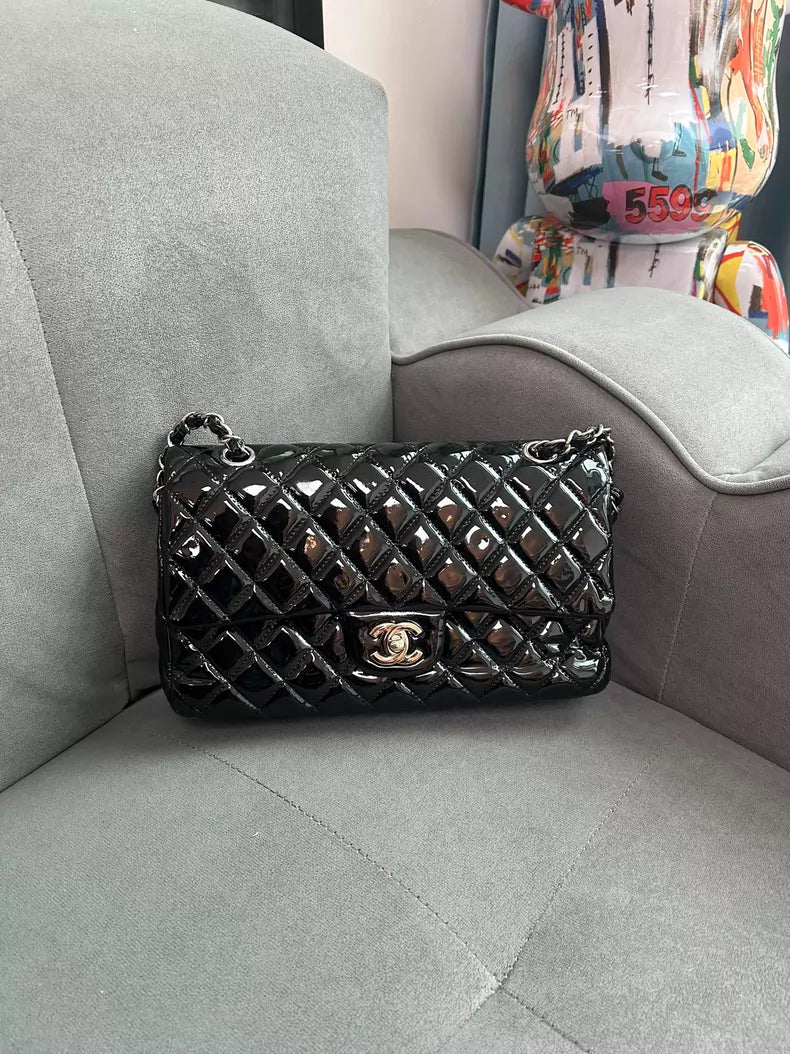 Chanel Chanel cf medium patent leather 99