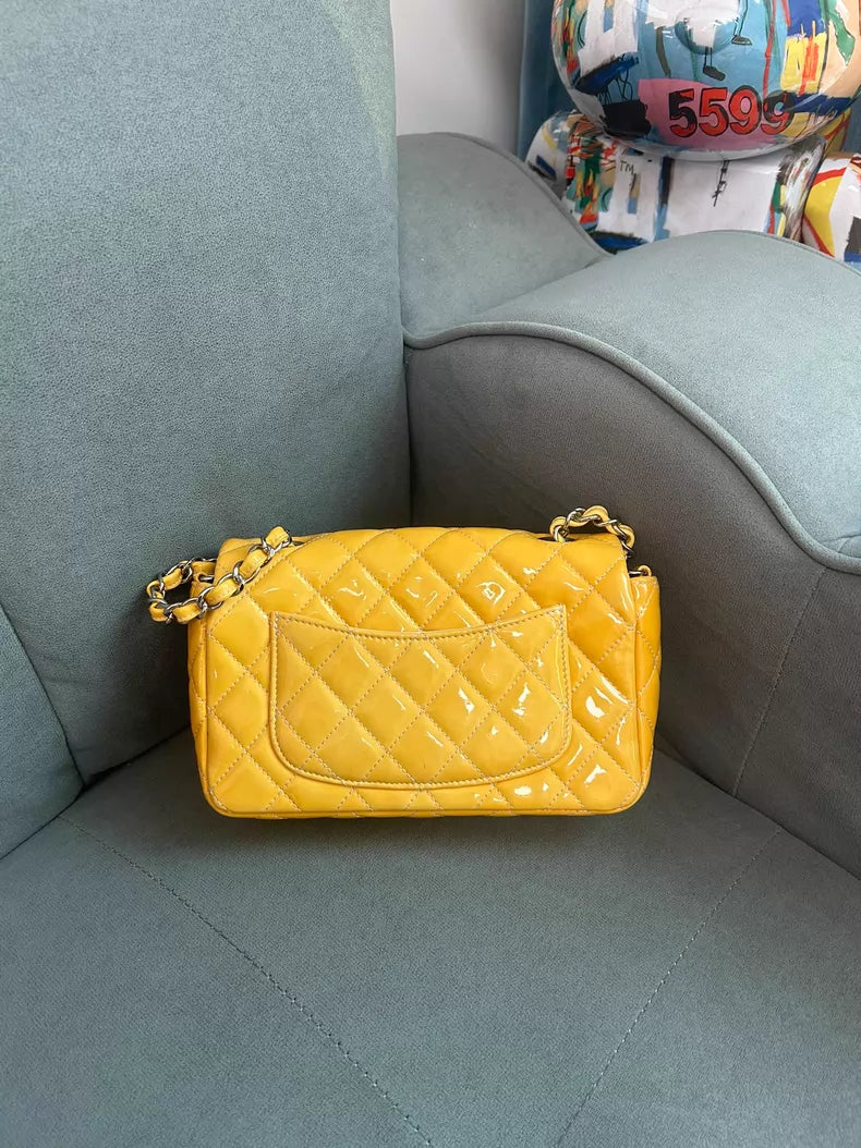 Chanel cf mini pink patent leather 17