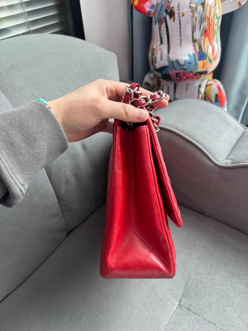 Chanel Chanel cf maxi 13 lambskin