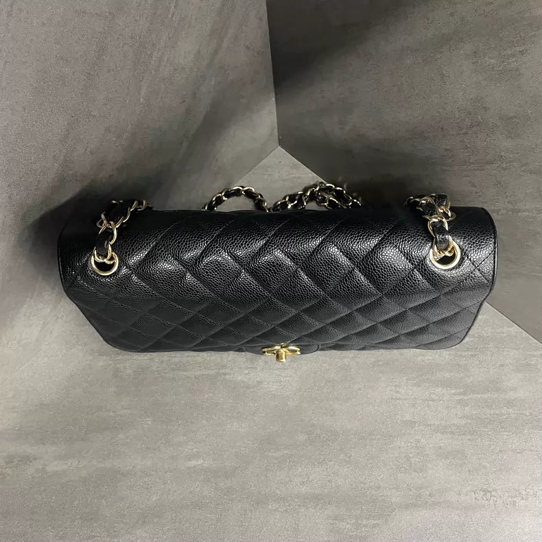 Chanel Chanel cf jumbo pebbled leather chain bag 15